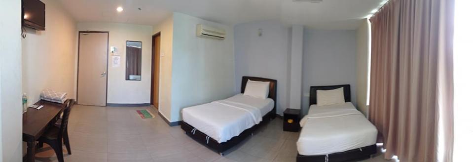 Starview Hotel Lumut Exteriör bild